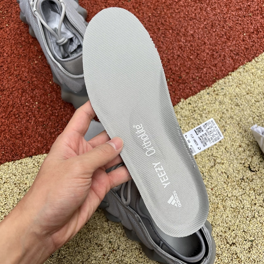adidas Yeezy Boost 400