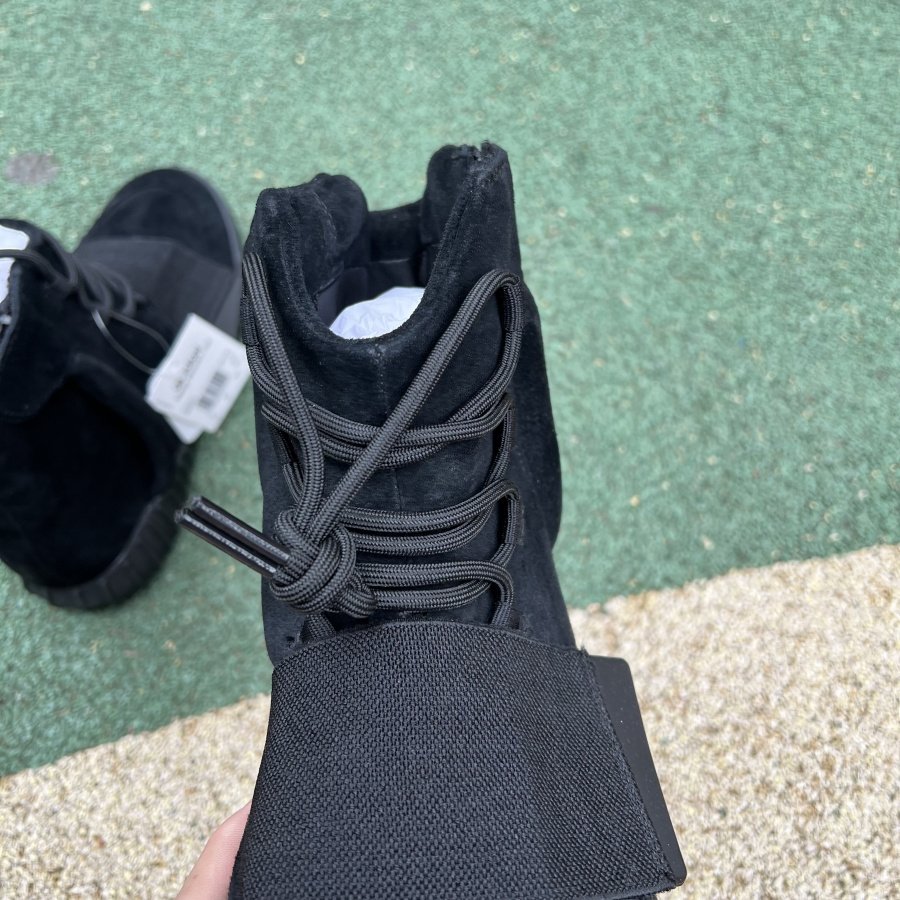 adidas Yeezy Boost 750 Triple Black