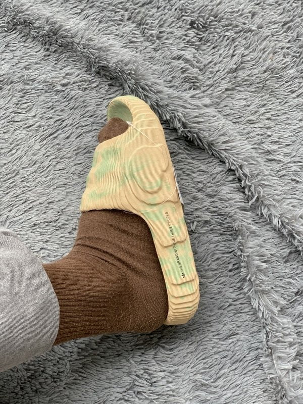 adidas originals Adilette 22 Slides Magic Lime Desert Sand