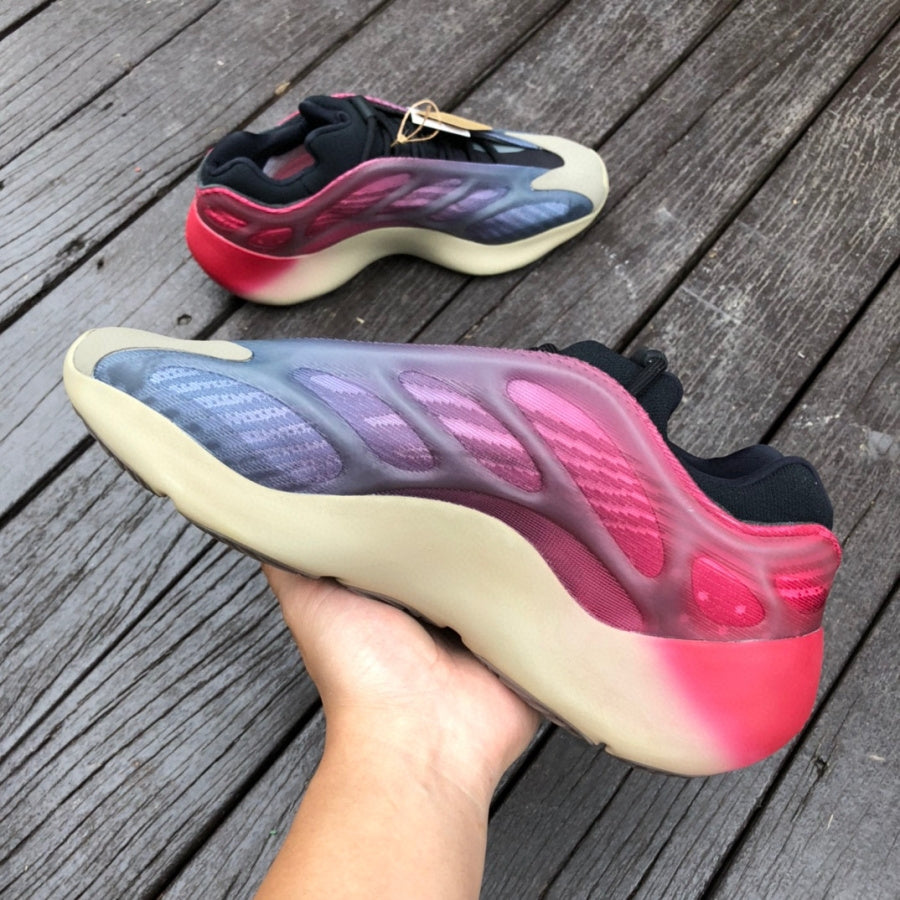 adidas Yeezy 700 V3 Fade Carbon