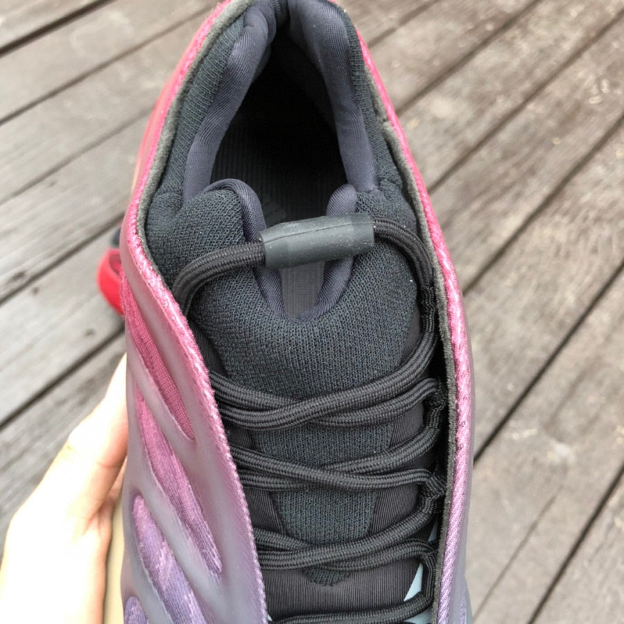 adidas Yeezy 700 V3 Fade Carbon