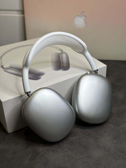 Apple AirPods Max Over-Ear Headphones Light Green
